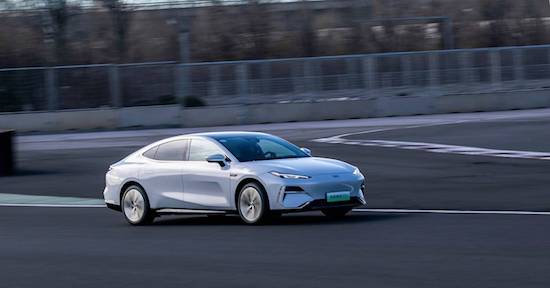 One of the most competitive flagship products of the B-class pure electric car, Geely Galaxy E8 officially opened the pre-sale _fororder_image009