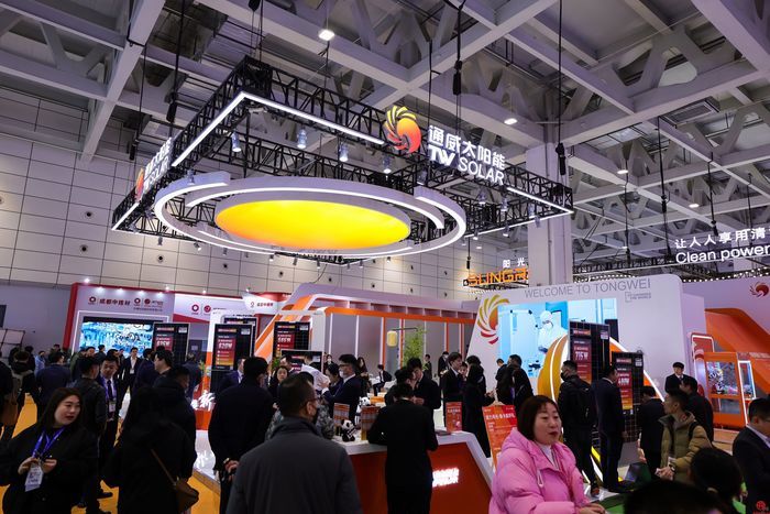Leading the industry "wind vane" The 19th Jinan International Solar Energy Exhibition opened